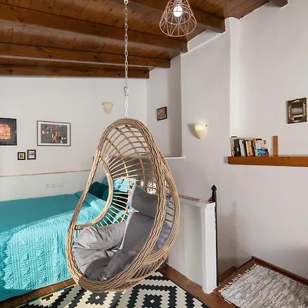 Hera Apartment *